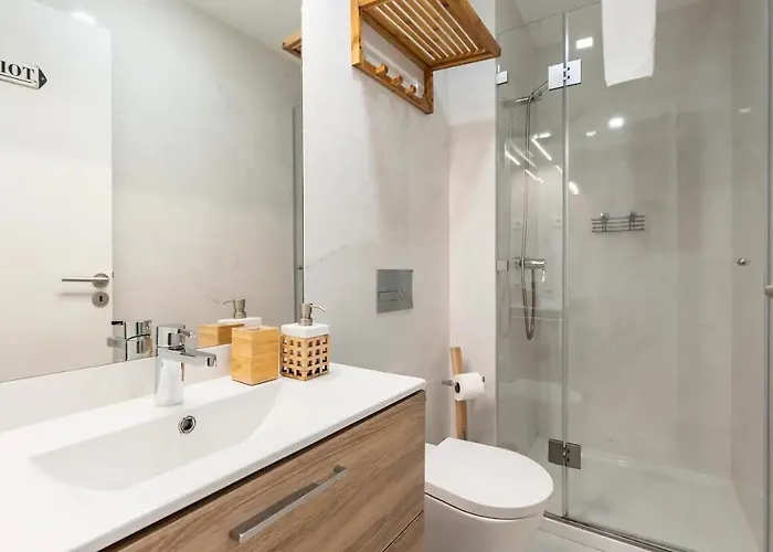 Neptuno Boutique - No Coracao Do Centro De Daire